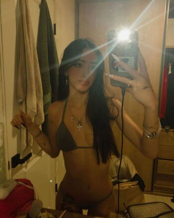 Full leaked Kikavei private photo