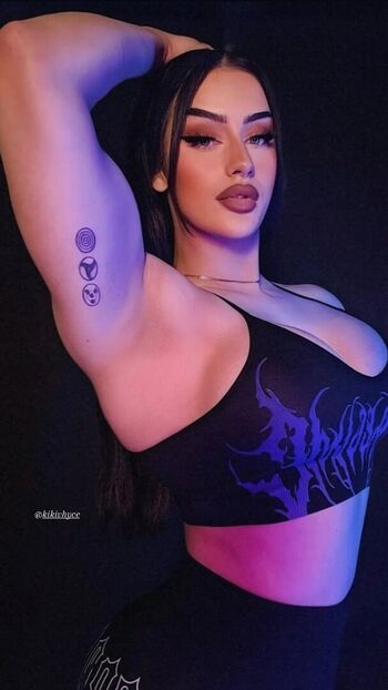 Full leaked Kiki vhyce private onlyfans photo