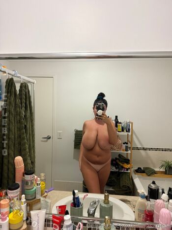 Full leaked Kikiii isabella private onlyfans photo