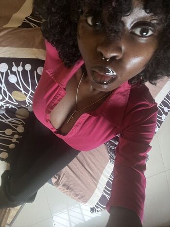Full leaked Kikiolaola private photo
