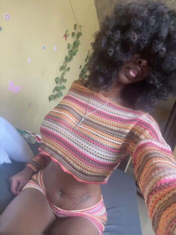 Full leaked Kikiolaola private photo