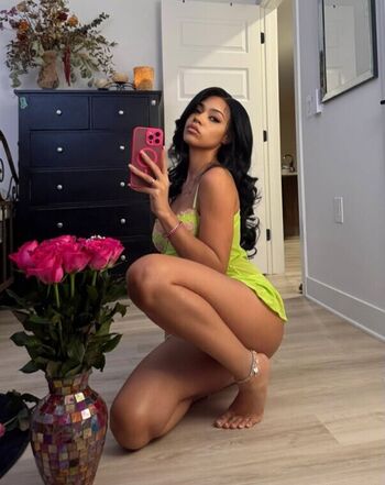 Full leaked Kikuai private onlyfans photo