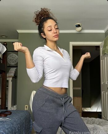 Full leaked Kikween private onlyfans photo