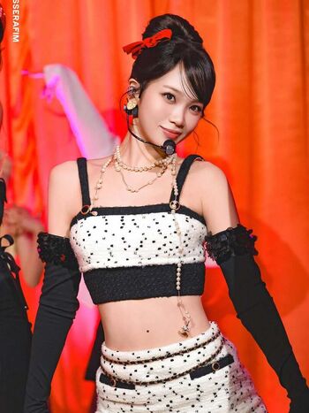 Full leaked Kim chaewon private photo