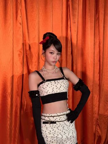 Full leaked Kim chaewon  page private onlyfans photo