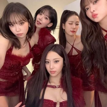 Full leaked Kim chaewon  page private onlyfans photo