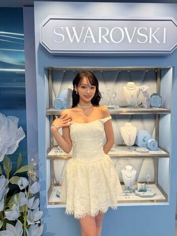 Full leaked Kim chaewon private onlyfans photo