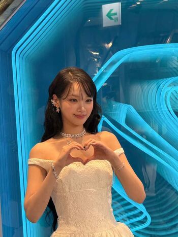 Full leaked Kim chaewon private onlyfans photo