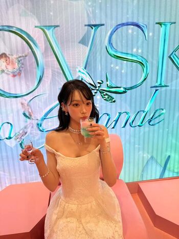 Full leaked Kim chaewon private onlyfans photo