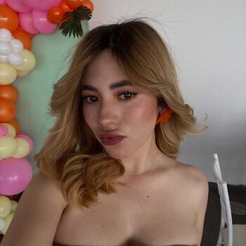 Full leaked Kim estrada private photo