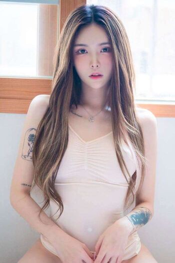 Full leaked Kim hee yeon private photo