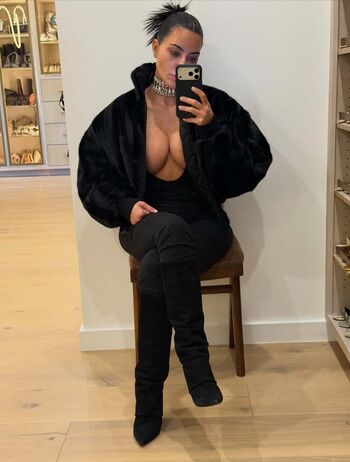 Full leaked Kim kardashian  page private onlyfans photo