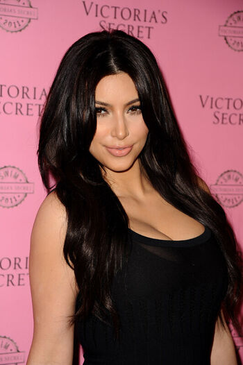 Full leaked Kim kardashian page private photo