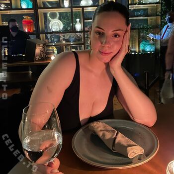 Full leaked Kim mathei private photo