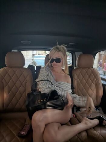 Full leaked Kim petras private photo