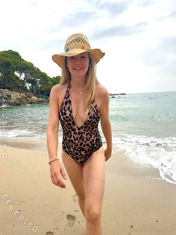 Full leaked Kim sarah brandts private onlyfans photo