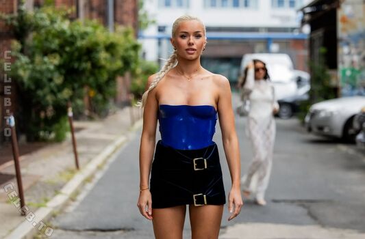 Full leaked Kim schiele private photo