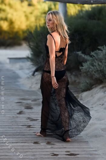 Full leaked Kimberley garner page private onlyfans photo