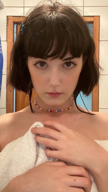 Full leaked Kimekomi page private photo