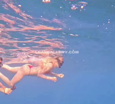 Full leaked Kimmy repond page private photo