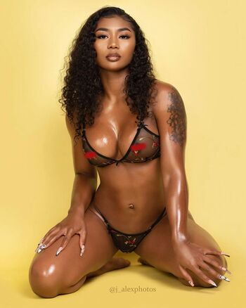 Full leaked Kimora lee private onlyfans photo