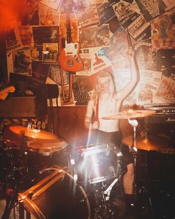 Full leaked King kong meuf page private onlyfans photo