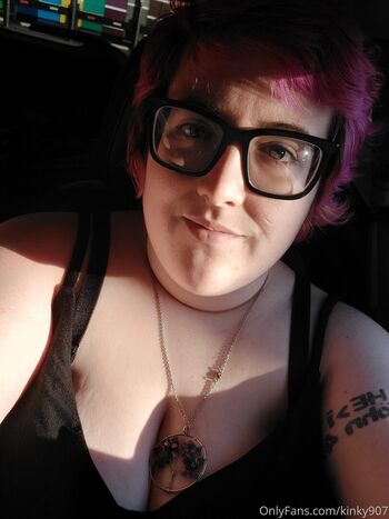 Full leaked Kinky private photo