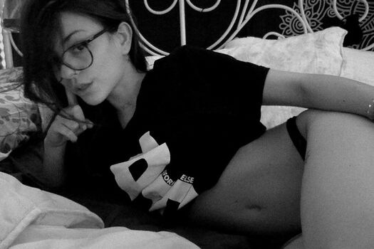 Full leaked Kinkylilkittyy private onlyfans photo