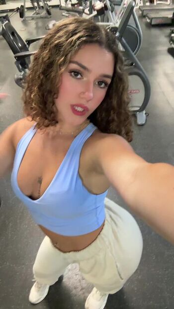 Full leaked Kinziecakesz private onlyfans photo