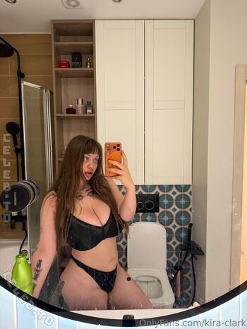 Full leaked Kira clark private photo