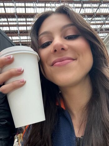 Full leaked Kira kosarin private photo