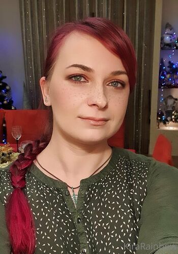 Full leaked Kira rainbow private photo