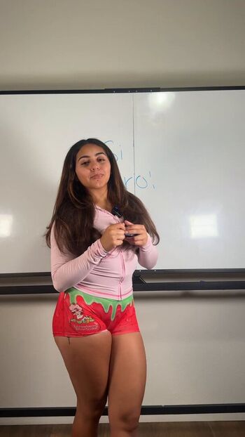 Full leaked Kiraalane private photo
