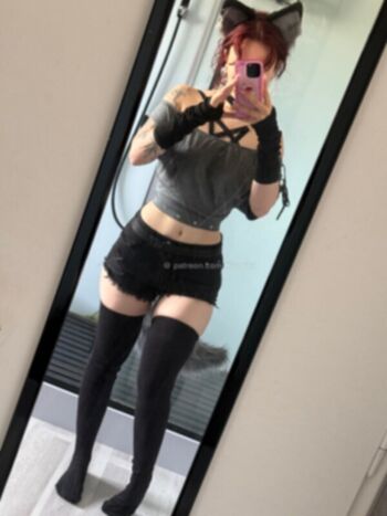 Full leaked Kirapika cos page private photo