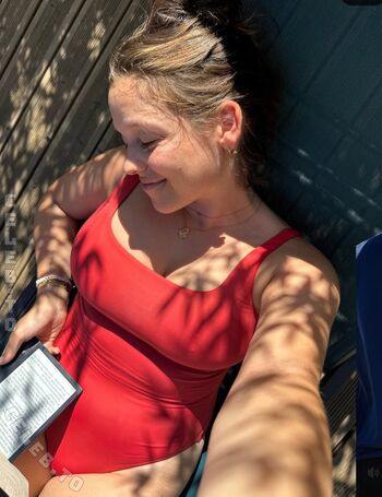 Full leaked Kirasview private onlyfans photo