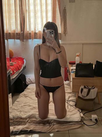 Full leaked Kirra private photo