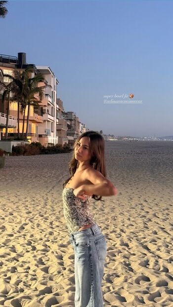 Full leaked Kirra santos page private onlyfans photo