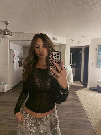 Full leaked Kirra santos page private onlyfans photo