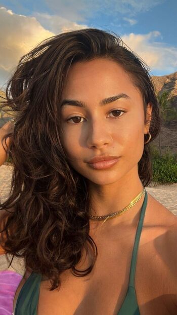 Kirra Santos