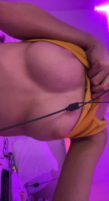 Full leaked Kirsalynnn private photo