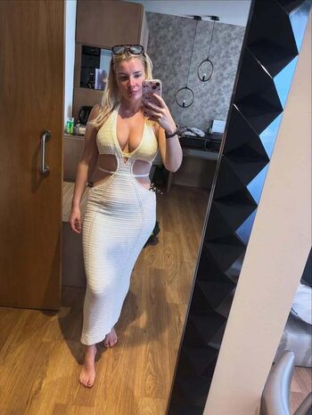 Full leaked Kirsty private photo