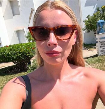 Full leaked Kirsty private photo