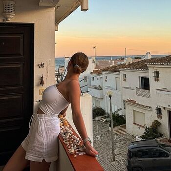 Full leaked Kisaa anya private onlyfans photo