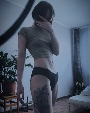 Full leaked Kisatsumi private onlyfans photo