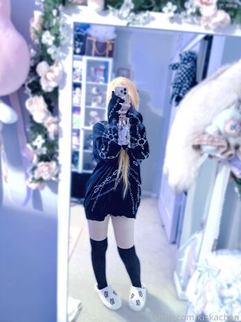 Full leaked Kiskachan private onlyfans photo