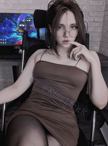 Full leaked Kisslickk page private onlyfans photo