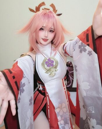 Full leaked Kitsuness private photo