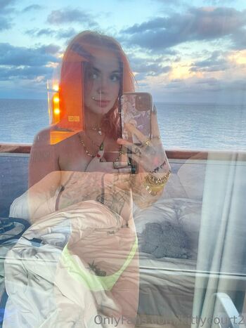 Full leaked Kittycourty private photo