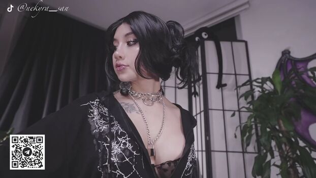 Full leaked Kittymolly private photo