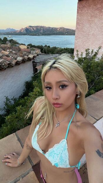 Full leaked Kittynobi private photo
